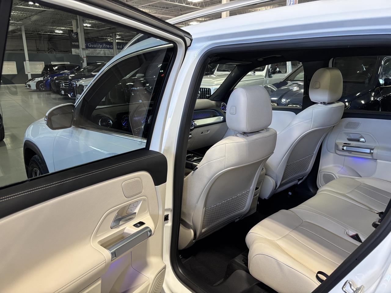 2025 Mercedes-Benz EQB EQB300|4MATIC|CLUSTERNAV|BURMESTER|CREAMLEATHER|++ Photo