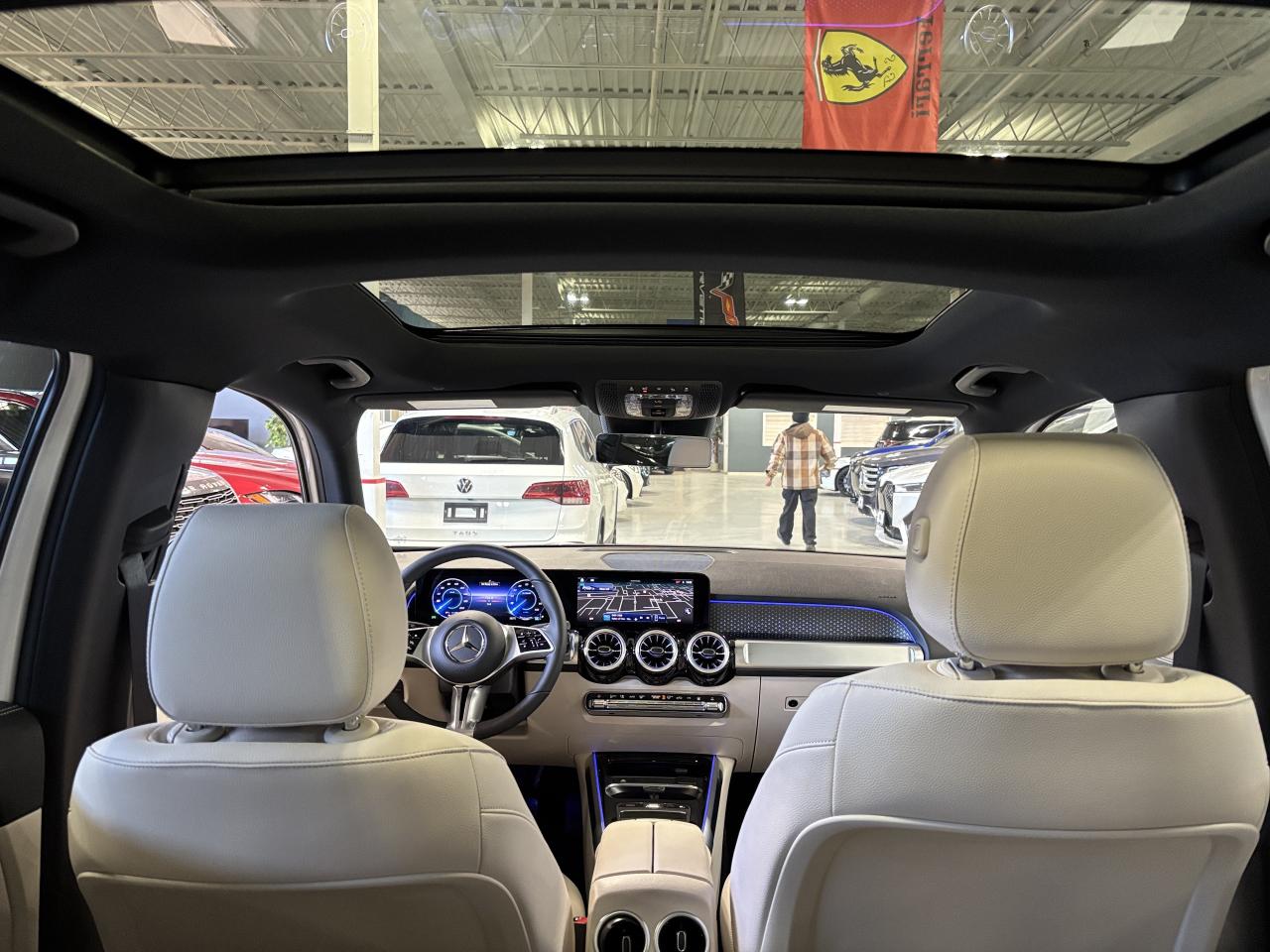 2025 Mercedes-Benz EQB EQB300|4MATIC|CLUSTERNAV|BURMESTER|CREAMLEATHER|++ Photo