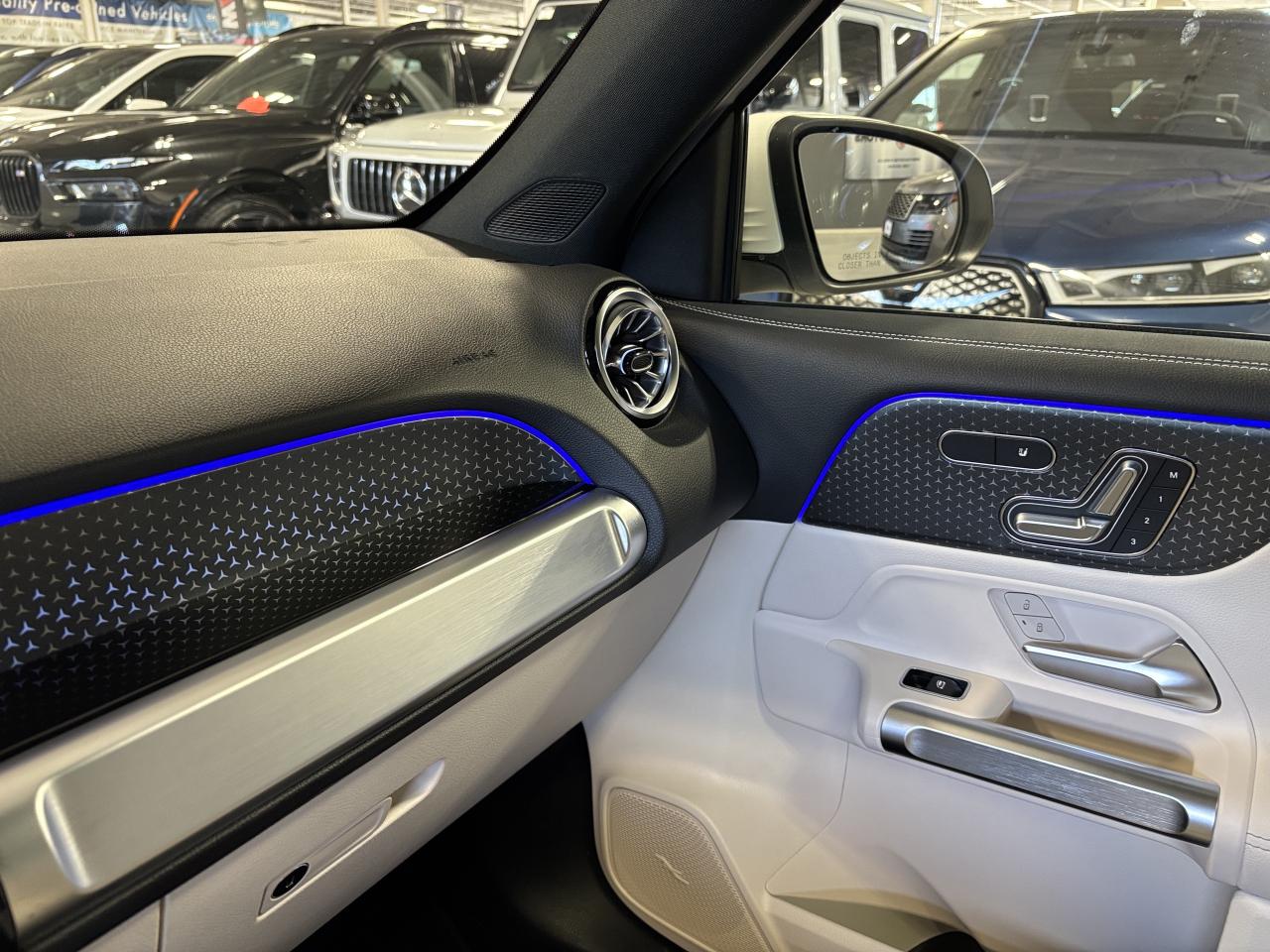 2025 Mercedes-Benz EQB EQB300|4MATIC|CLUSTERNAV|BURMESTER|CREAMLEATHER|++ Photo
