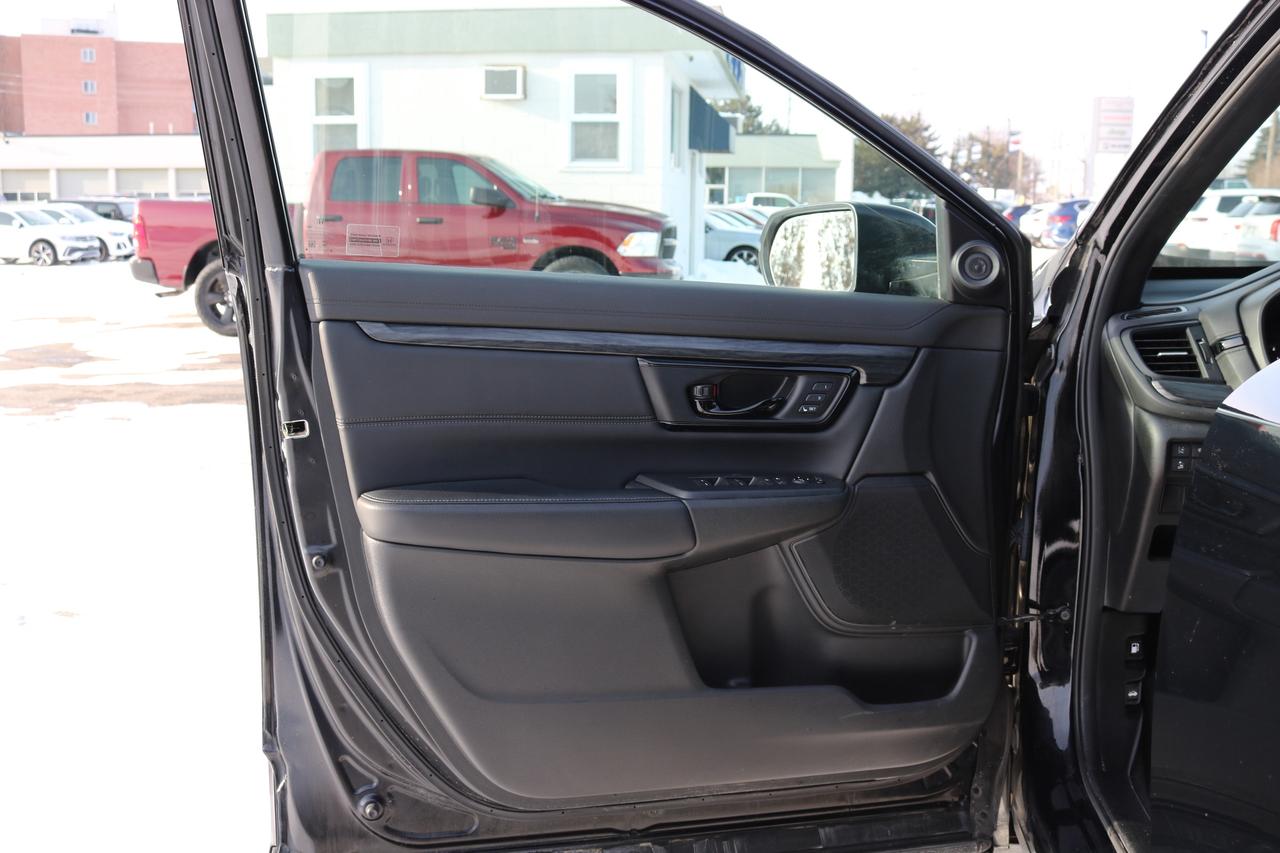 2021 Honda CR-V Black Edition AWD Photo