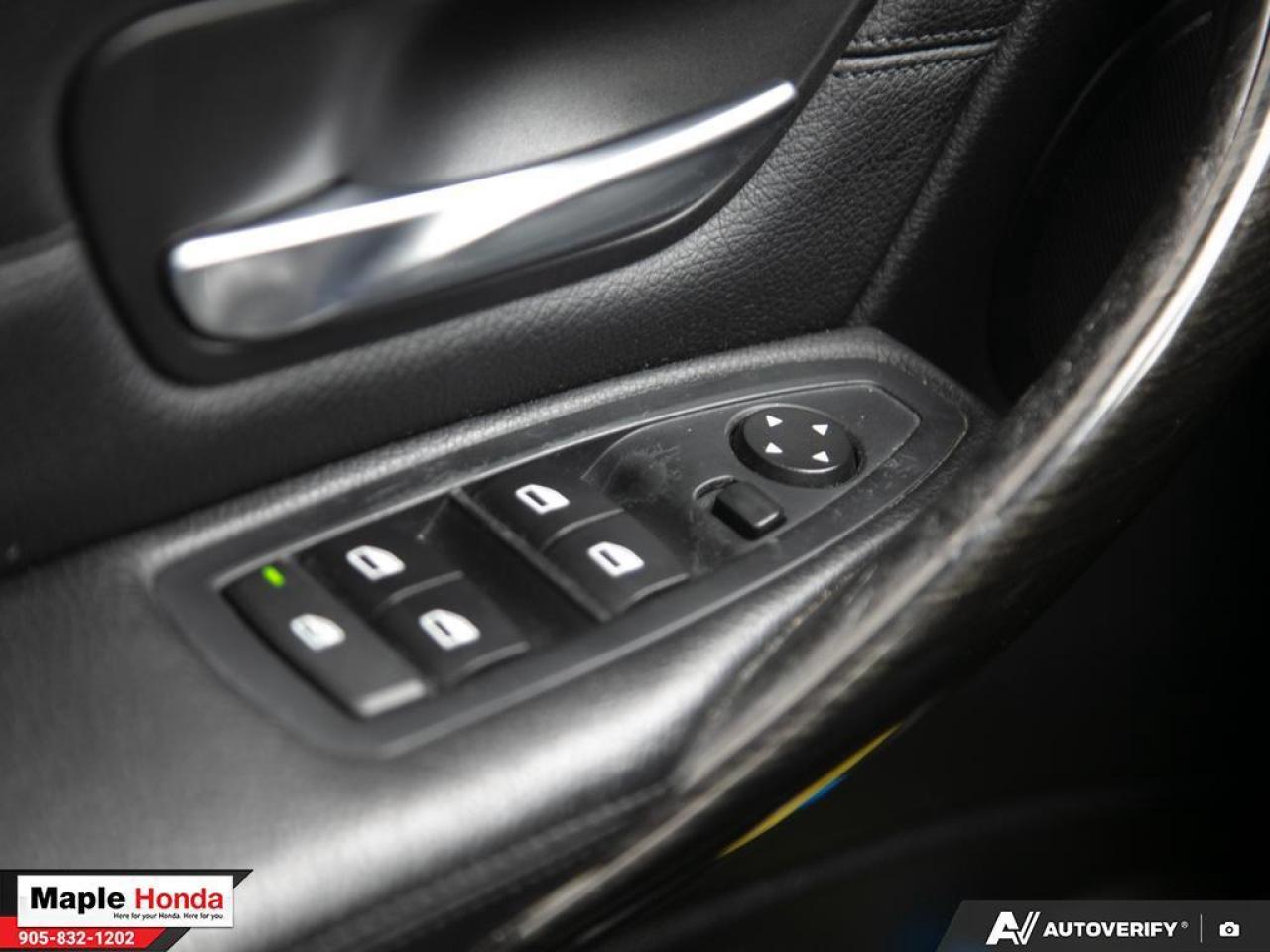 2015 BMW 3 Series Leather Seats| Sunroof| Heated Seats| Good Conditi Photo