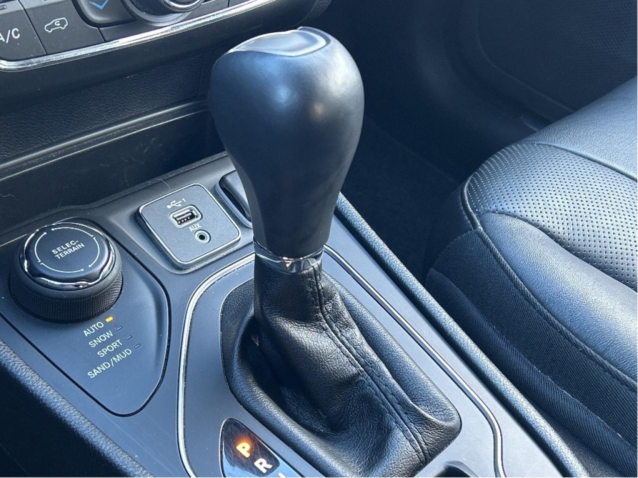 2020 Jeep Cherokee LIMITED, REMOTE START, CLEAN CARFAX, BACK UP CAM! - Photo #18