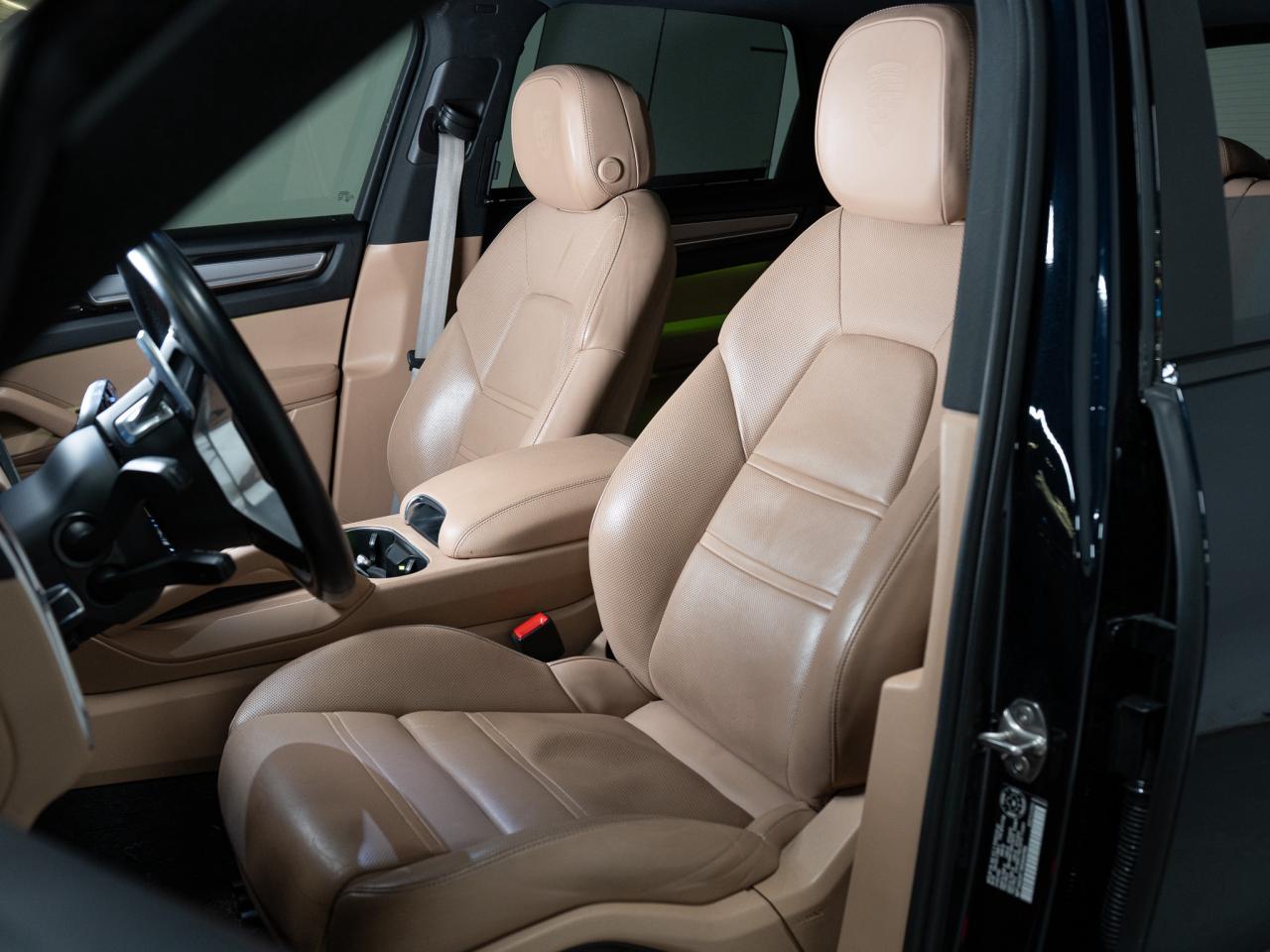 2022 Porsche Cayenne PLATINUM EDITION | PREMIUM PLUS | 21 IN Photo