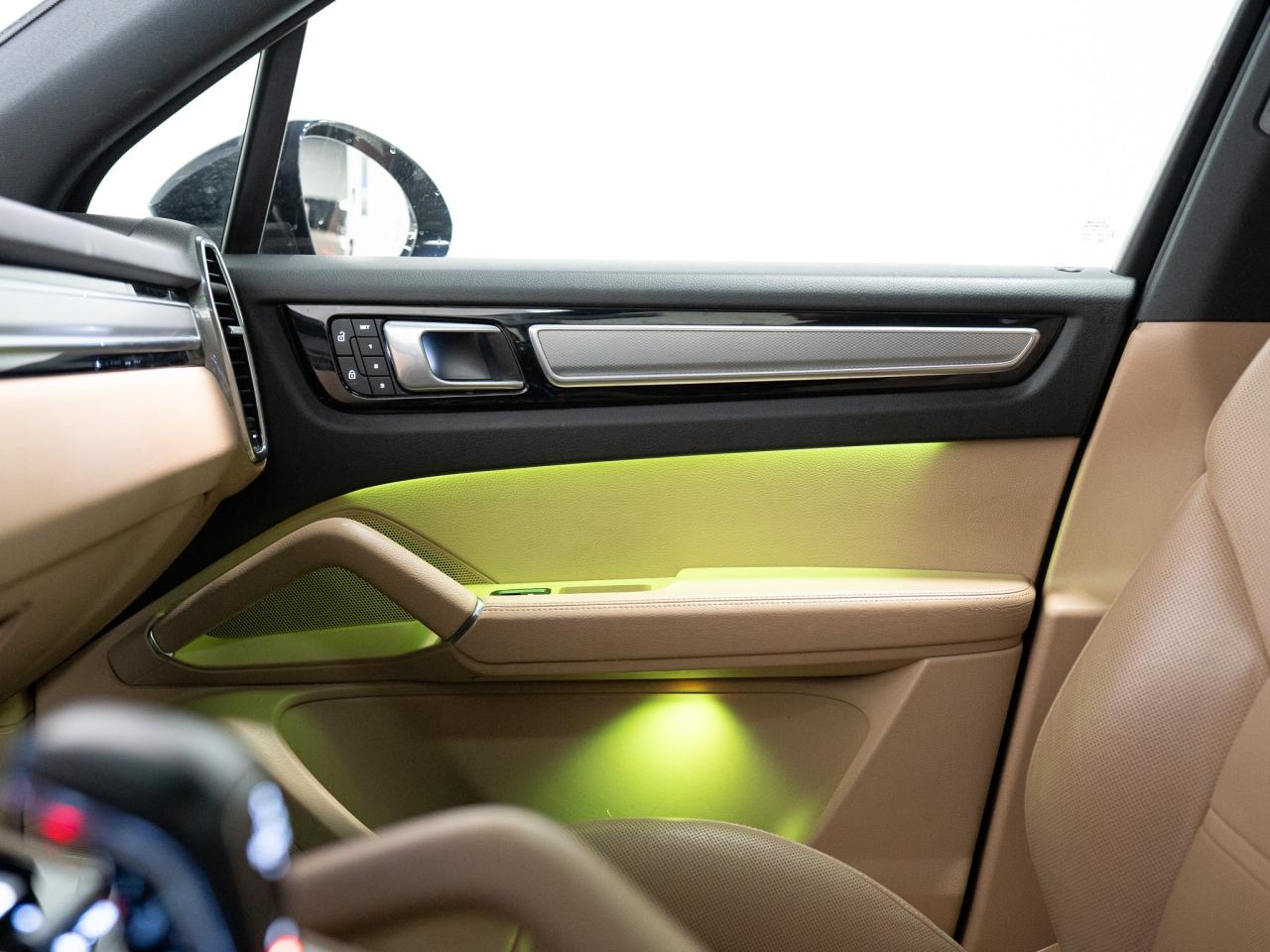 2022 Porsche Cayenne PLATINUM EDITION | PREMIUM PLUS | 21 IN Photo