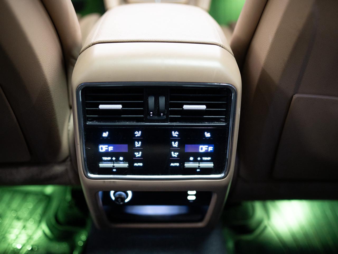 2022 Porsche Cayenne PLATINUM EDITION | PREMIUM PLUS | 21 IN Photo