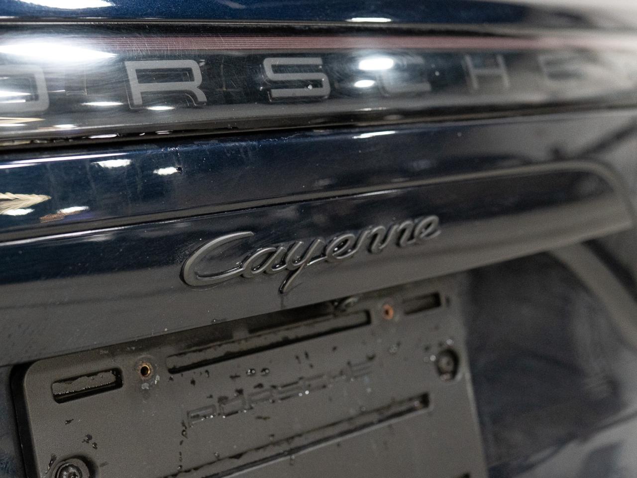 2022 Porsche Cayenne PLATINUM EDITION | PREMIUM PLUS | 21 IN Photo