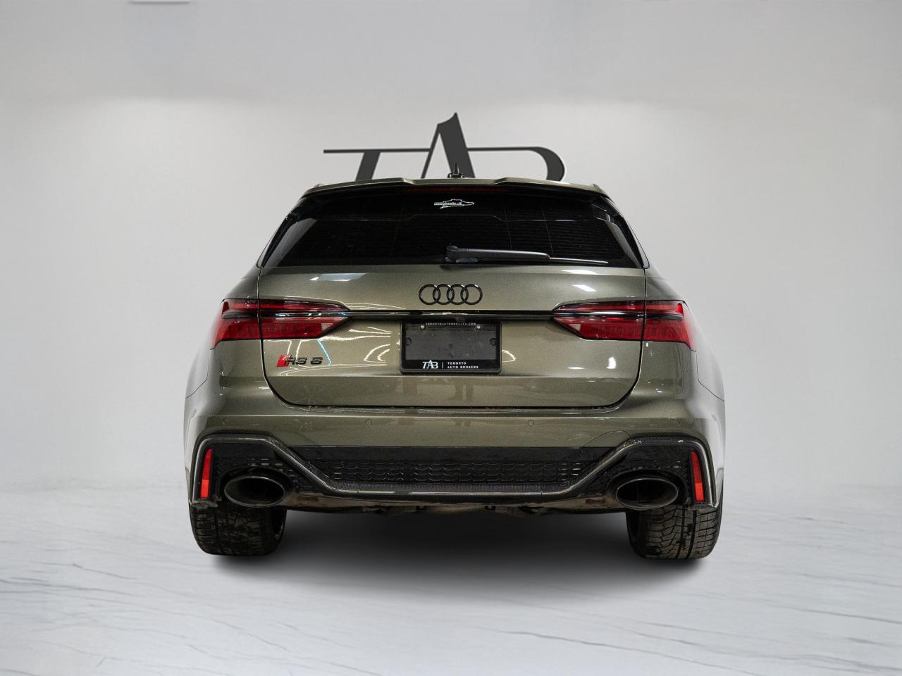 2023 Audi RS 6 Avant BLACK OPTICS | CARBON FIBRE | B&O | 22 IN Photo