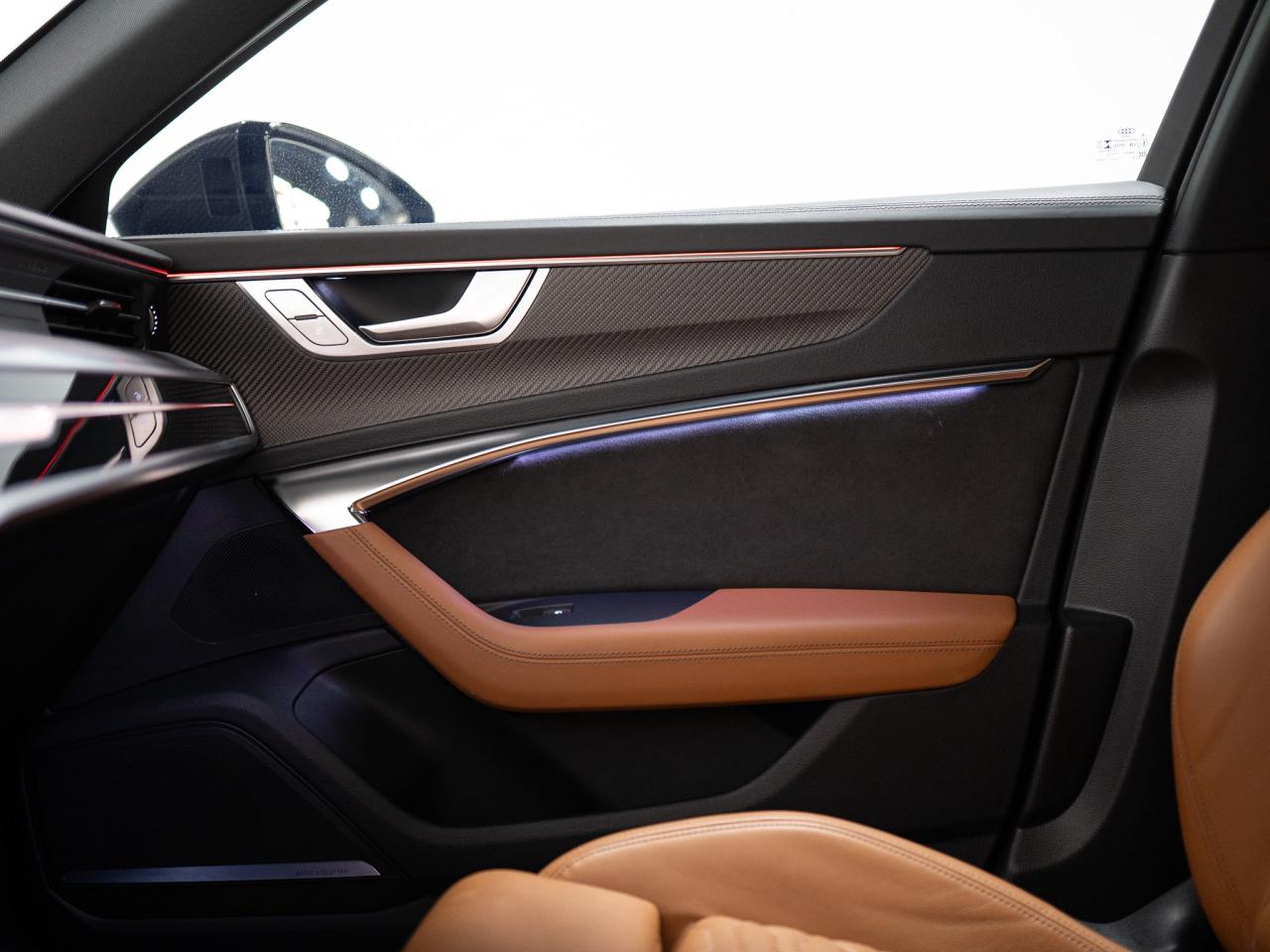 2023 Audi RS 6 Avant BLACK OPTICS | CARBON FIBRE | B&O | 22 IN Photo