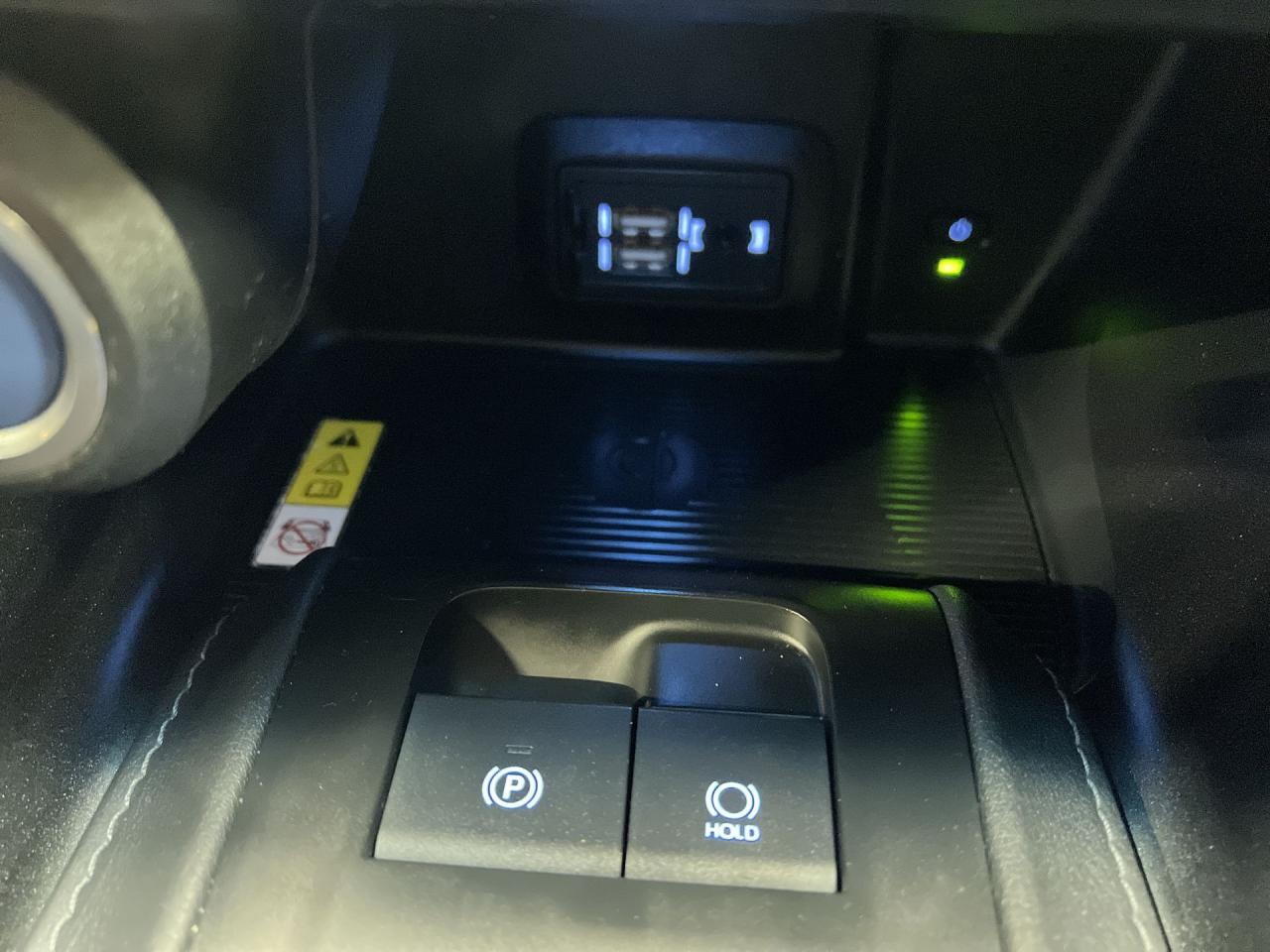 2021 Toyota Venza HYBRID AWD | HTD SEATS | CARPLAY | 18IN ALLOYS Photo