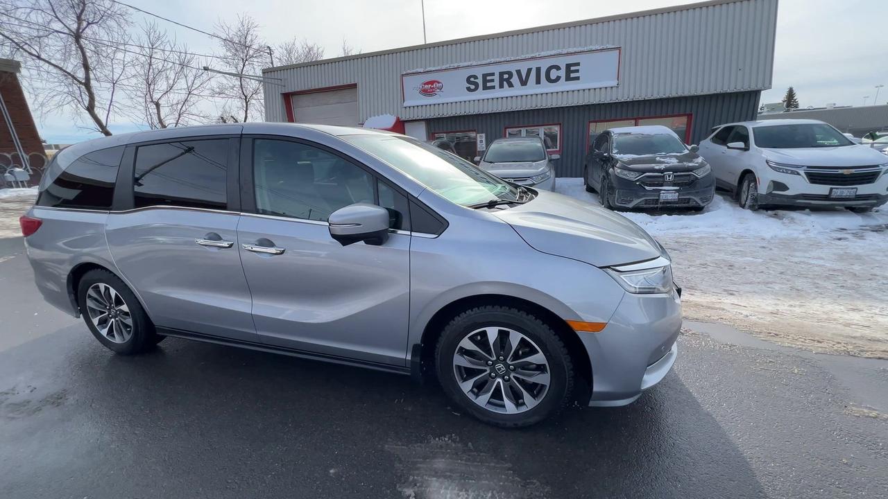 2022 Honda Odyssey EX-L RES | 8-PASS | HTD LEATHER | SUNROOF | DVD Photo