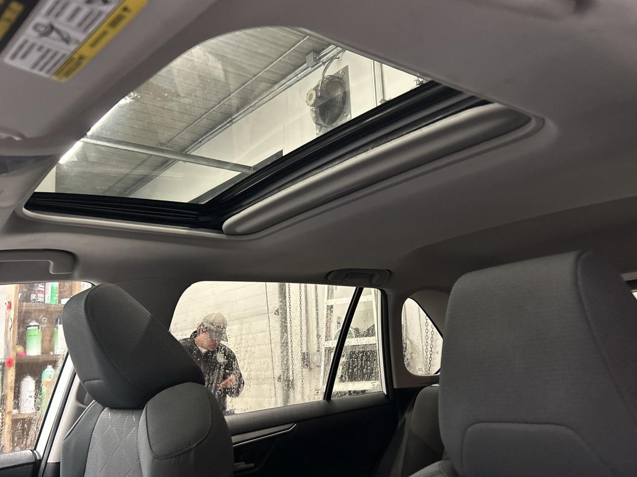 2019 Toyota RAV4 XLE AWD | SUNROOF | HTD SEATS | ALLOYS | CARPLAY Photo