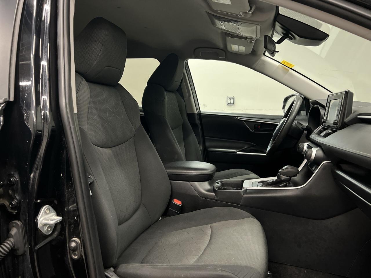 2021 Toyota RAV4 AWD | HTD SEATS | CARPLAY | ADAPT.CRUISE | A/C Photo