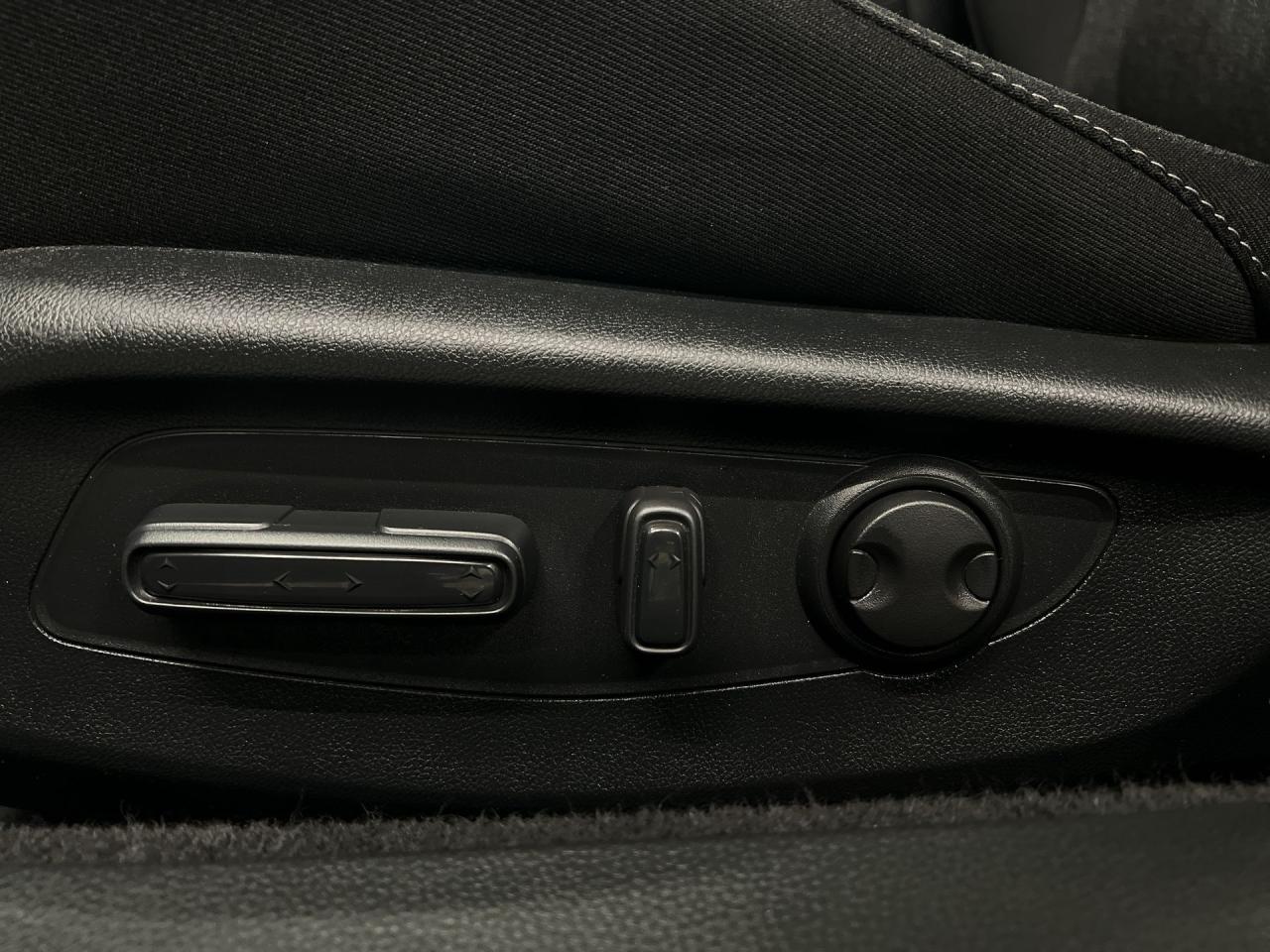 2024 Honda Accord SUNROOF | HTD SEATS | CARPLAY | REMOTE START Photo