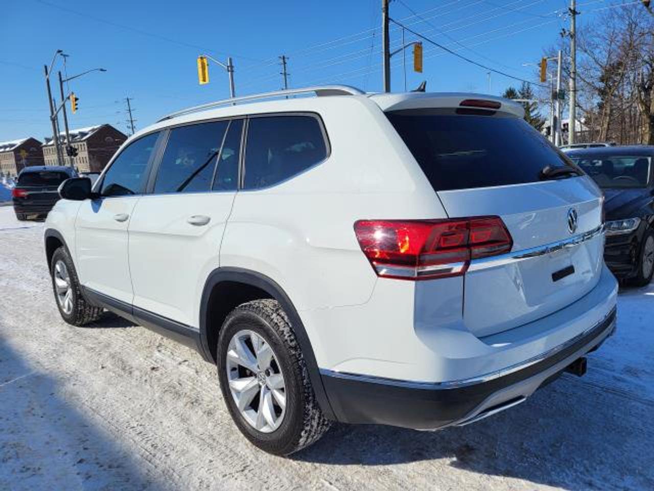 2018 Volkswagen Atlas V6 SEL AWD Photo