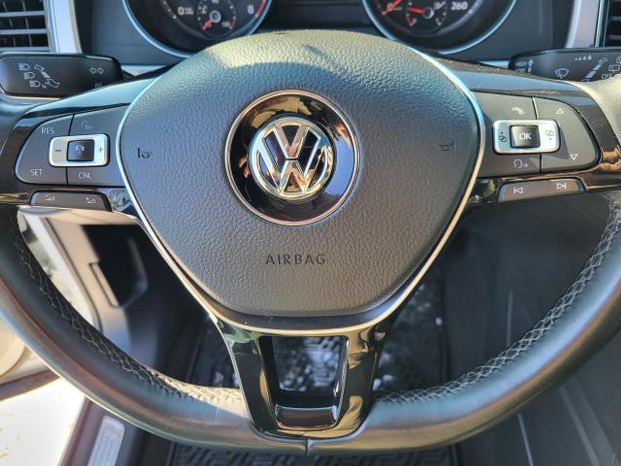 2018 Volkswagen Atlas V6 SEL AWD Photo