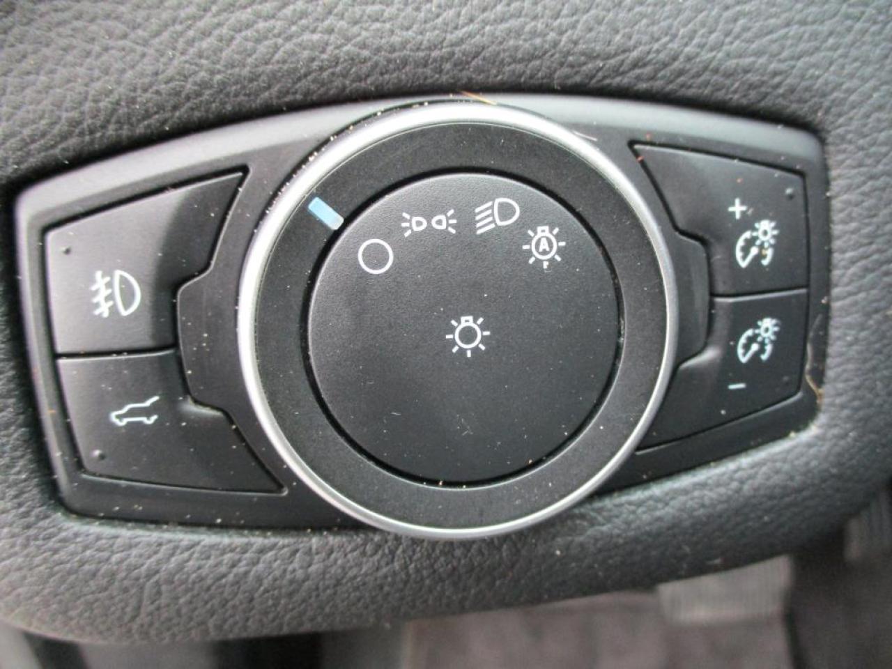 2018 Ford Escape SE FWD - Photo #10