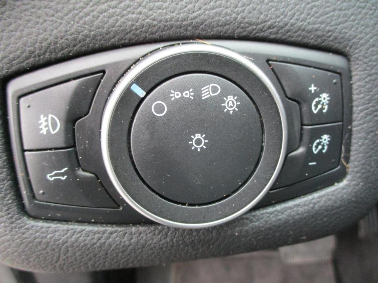 2018 Ford Escape SE FWD Photo