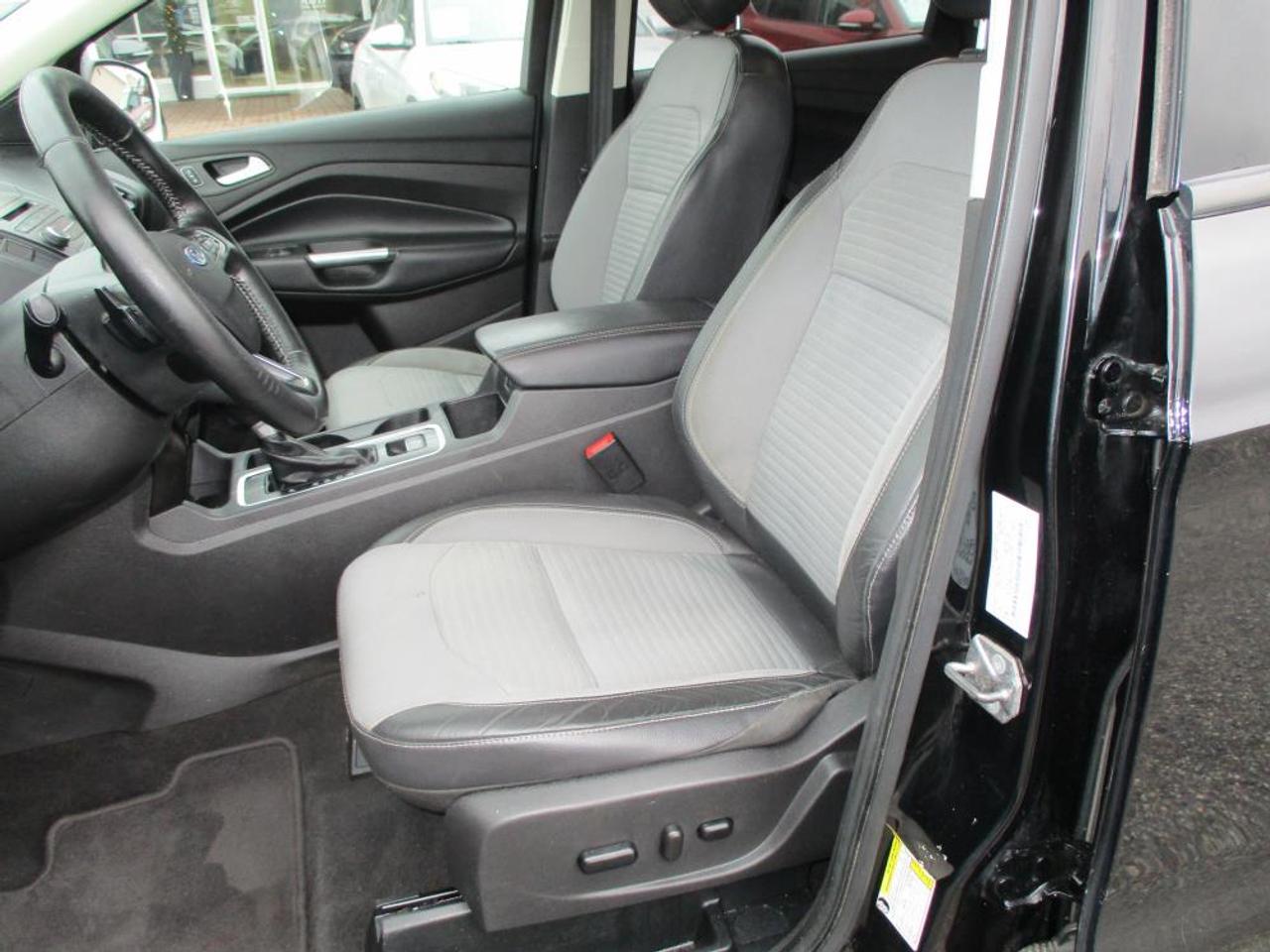 2018 Ford Escape SE FWD Photo