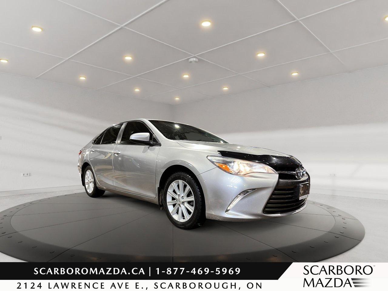 2017 Toyota Camry XLE Photo