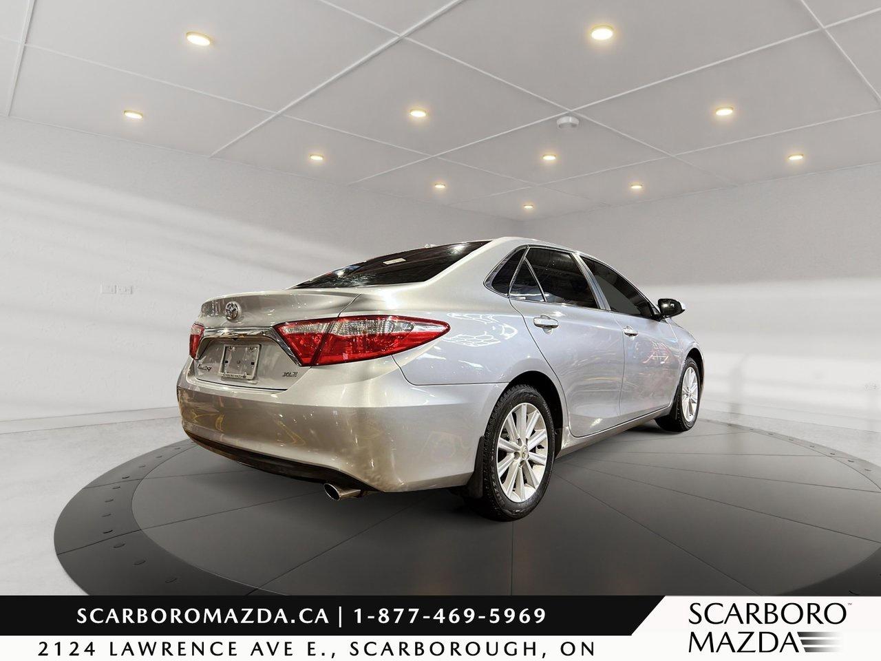 2017 Toyota Camry XLE Photo