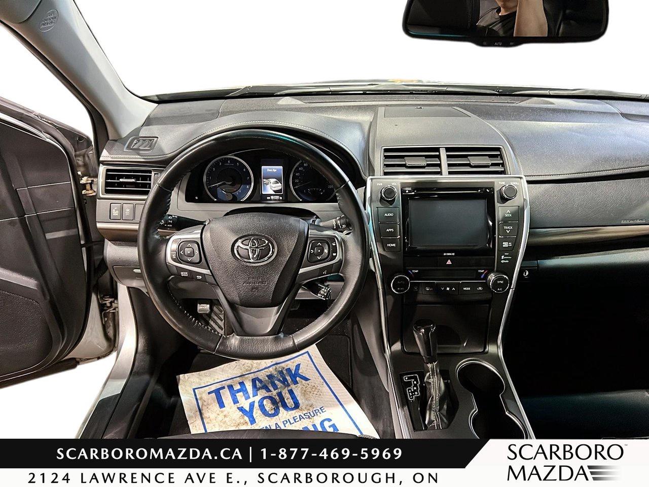 2017 Toyota Camry XLE Photo