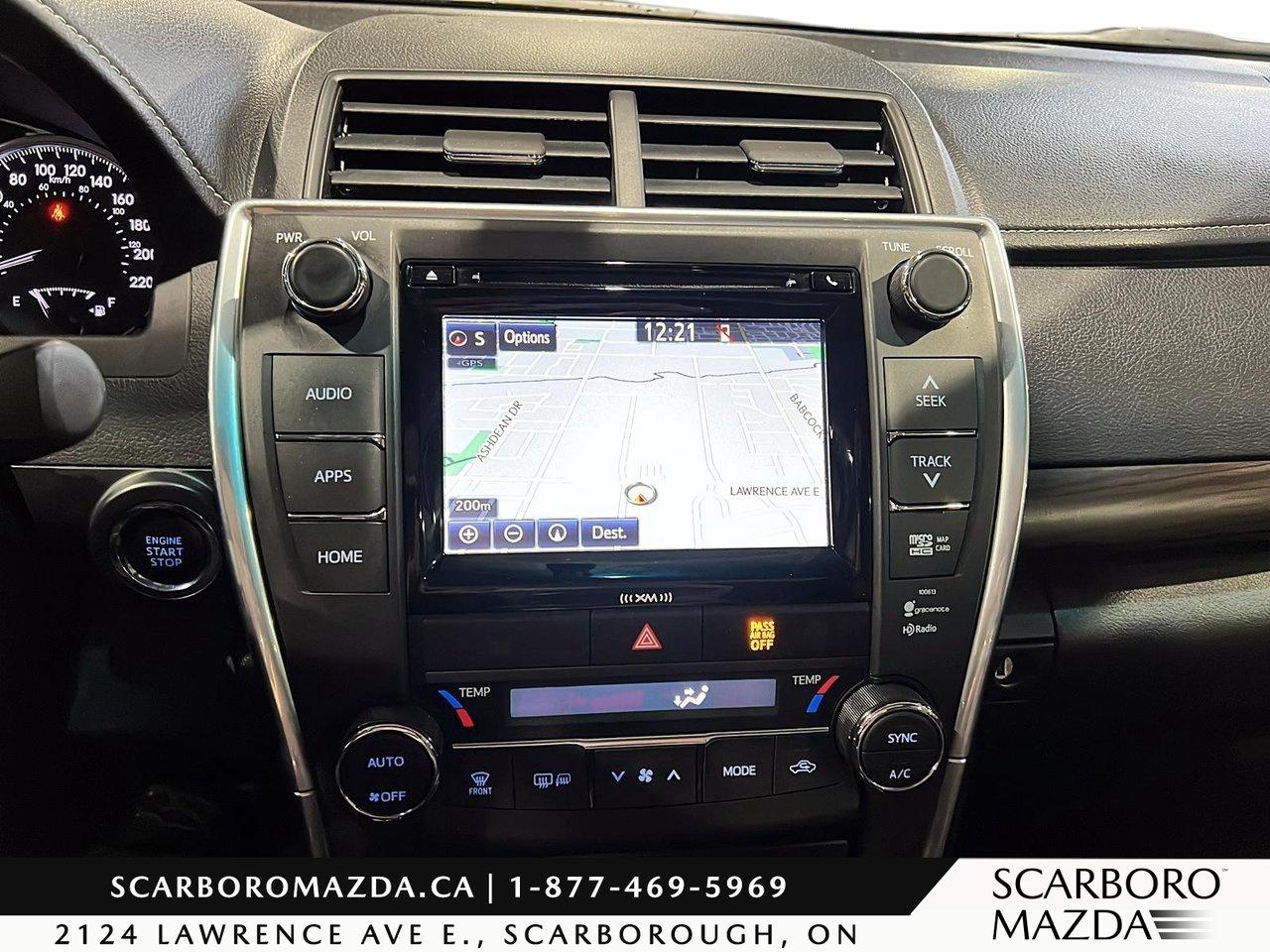 2017 Toyota Camry XLE Photo