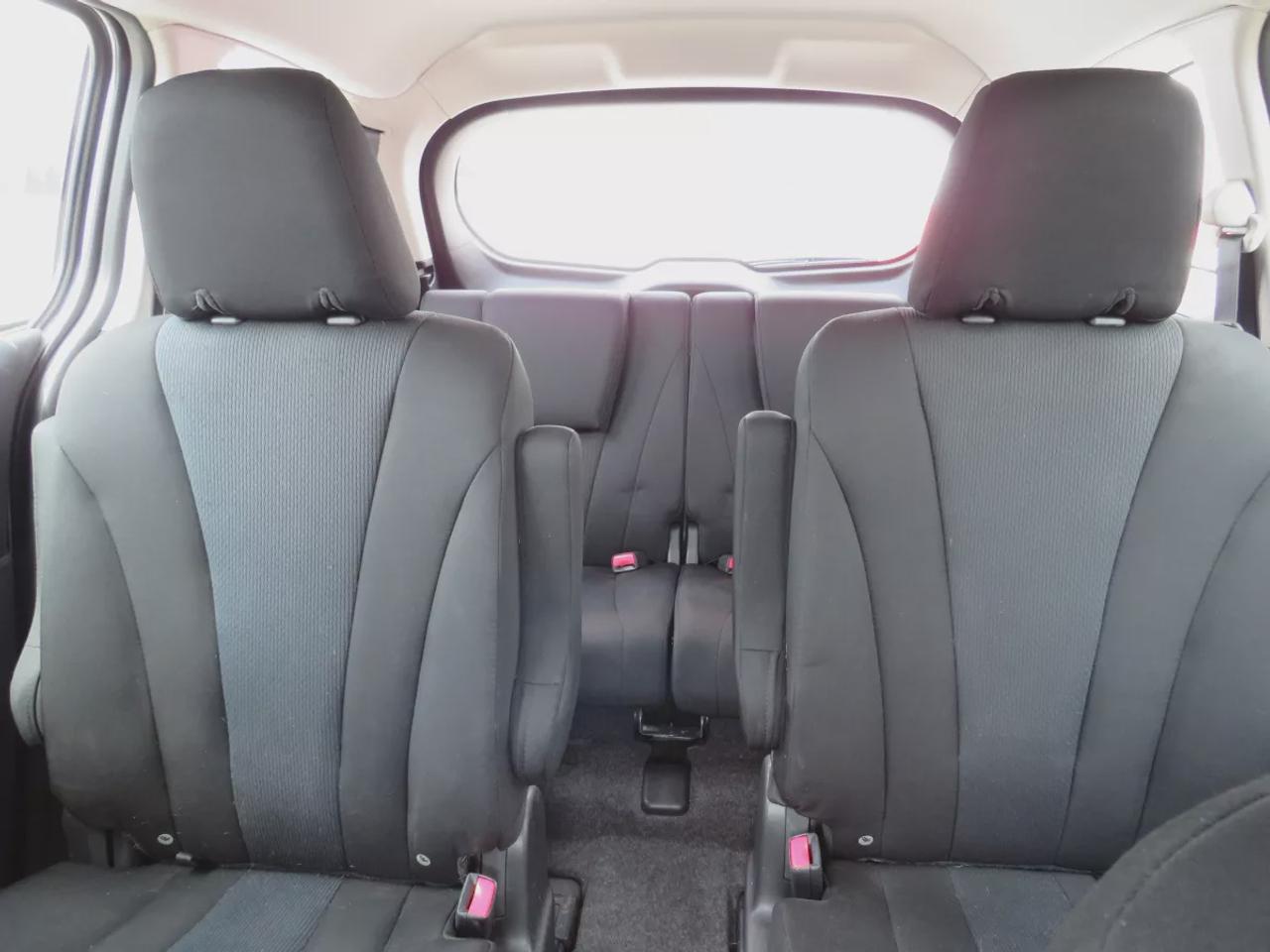 2015 Mazda MAZDA5 Touring | Very Low KM | Clean Title | No Accidents | Safety Certified | Alloy Rims | 6 Passenger | CD Player | Power Options | Photo