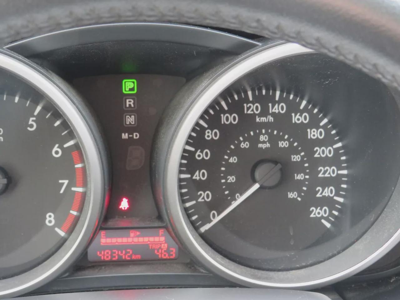 2015 Mazda MAZDA5 Touring | Very Low KM | Clean Title | No Accidents | Safety Certified | Alloy Rims | 6 Passenger | CD Player | Power Options | Photo