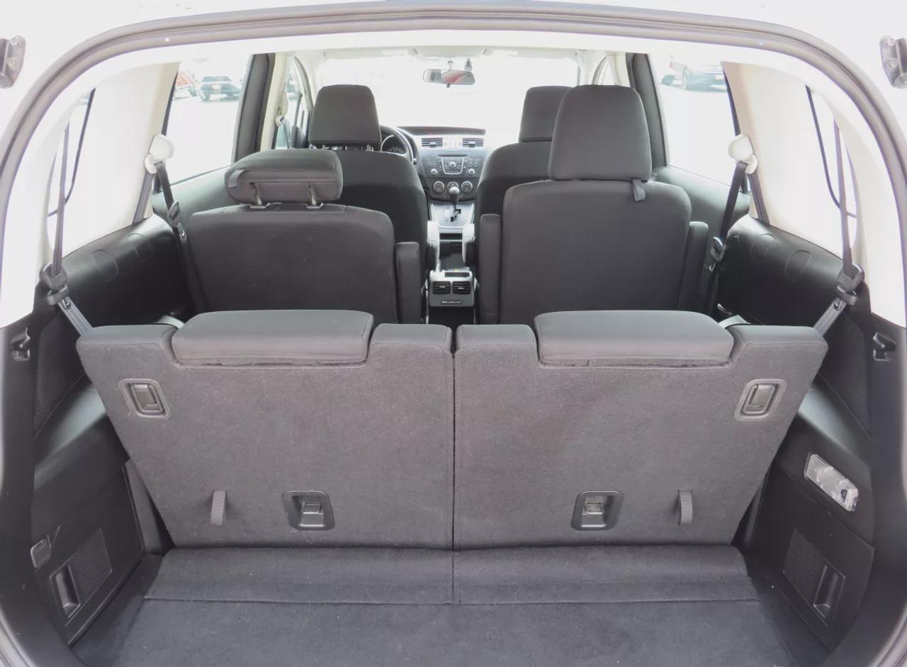 2015 Mazda MAZDA5 Touring | Very Low KM | Clean Title | No Accidents | Safety Certified | Alloy Rims | 6 Passenger | CD Player | Power Options | Photo