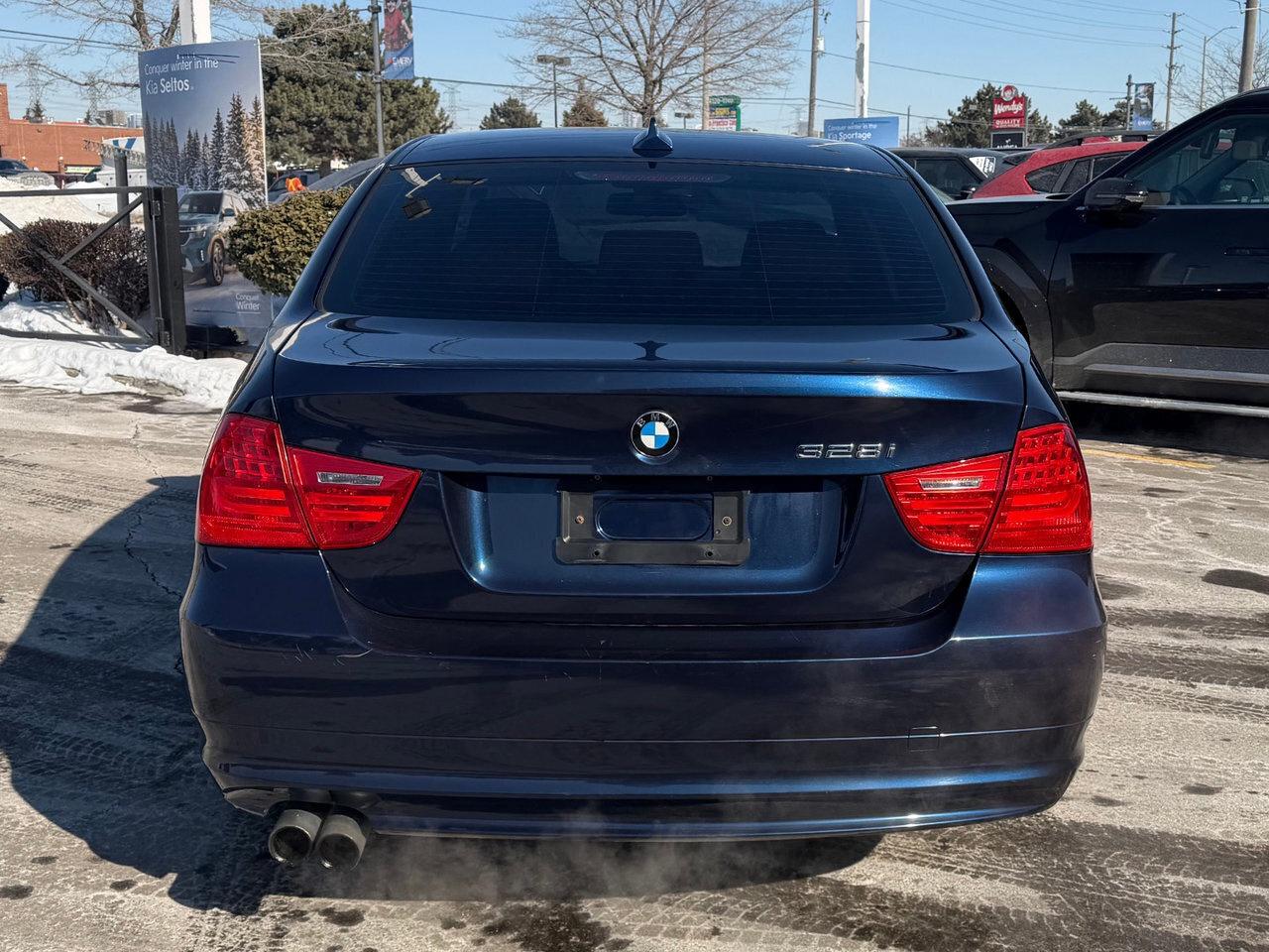 2011 BMW 3 Series 328i X-Drive   Extra Set Of Rims & Tires Photo2