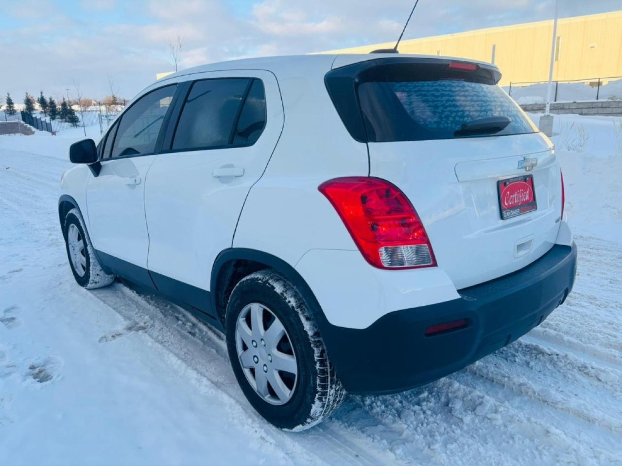 2016 Chevrolet Trax Front-wheel Drive 4dr LS Photo2