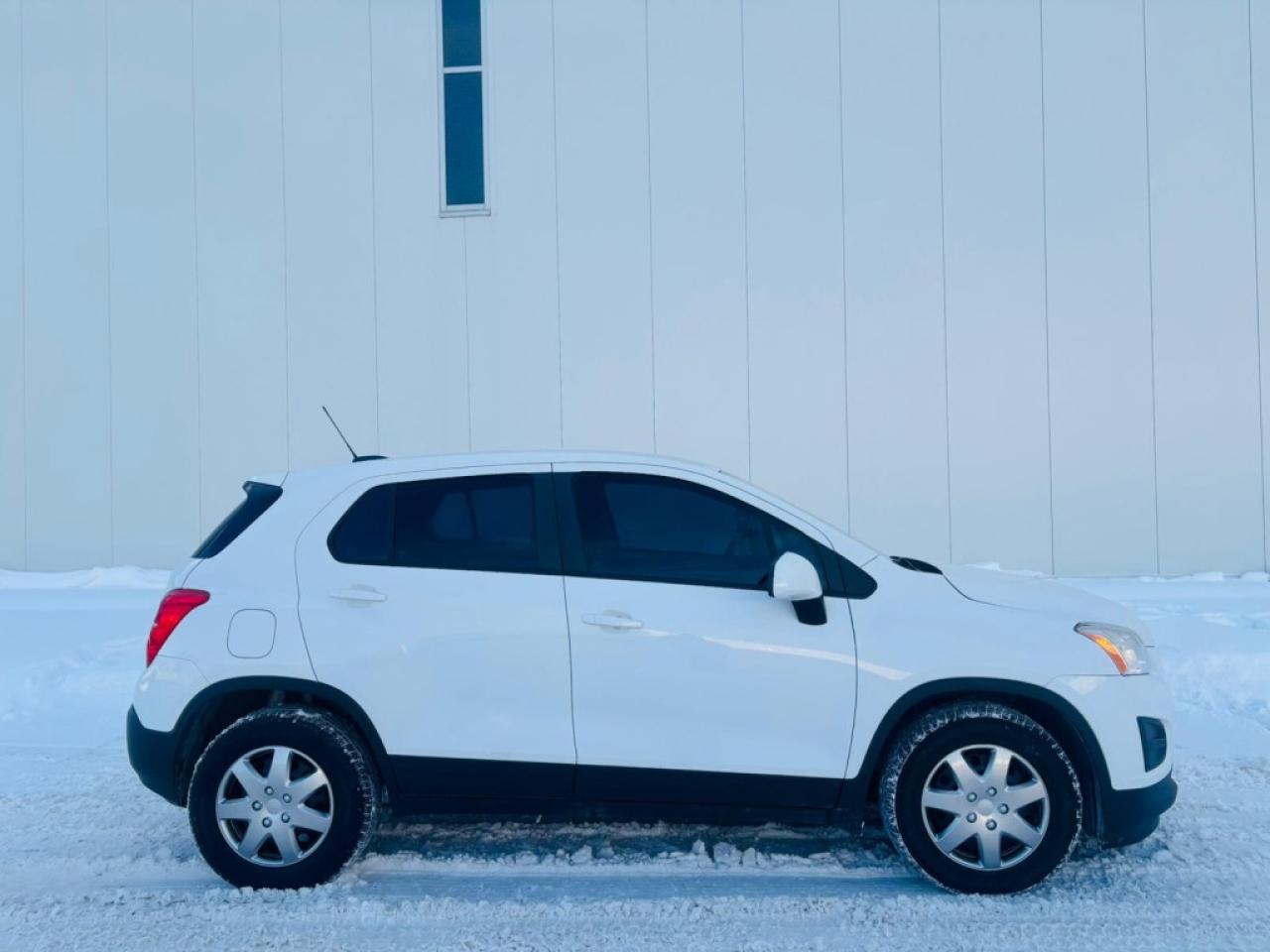 2016 Chevrolet Trax Front-wheel Drive 4dr LS Photo