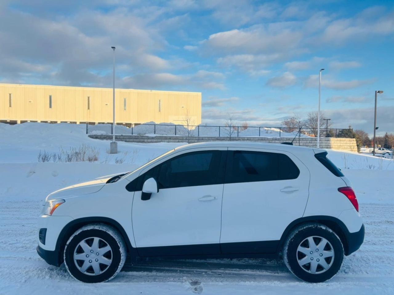 2016 Chevrolet Trax Front-wheel Drive 4dr LS Photo