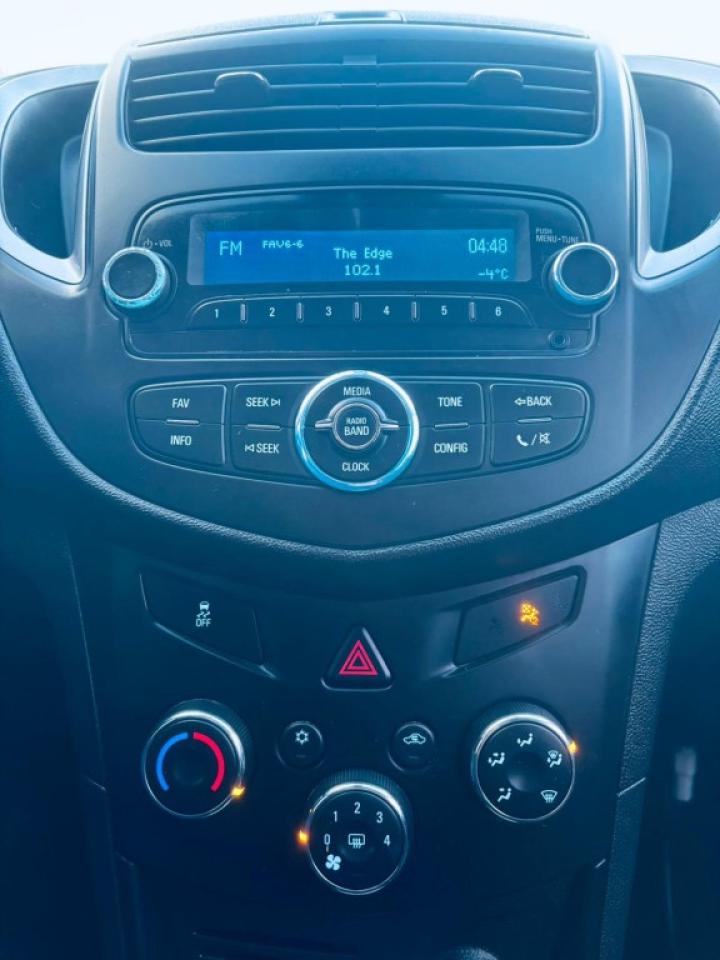 2016 Chevrolet Trax Front-wheel Drive 4dr LS Photo