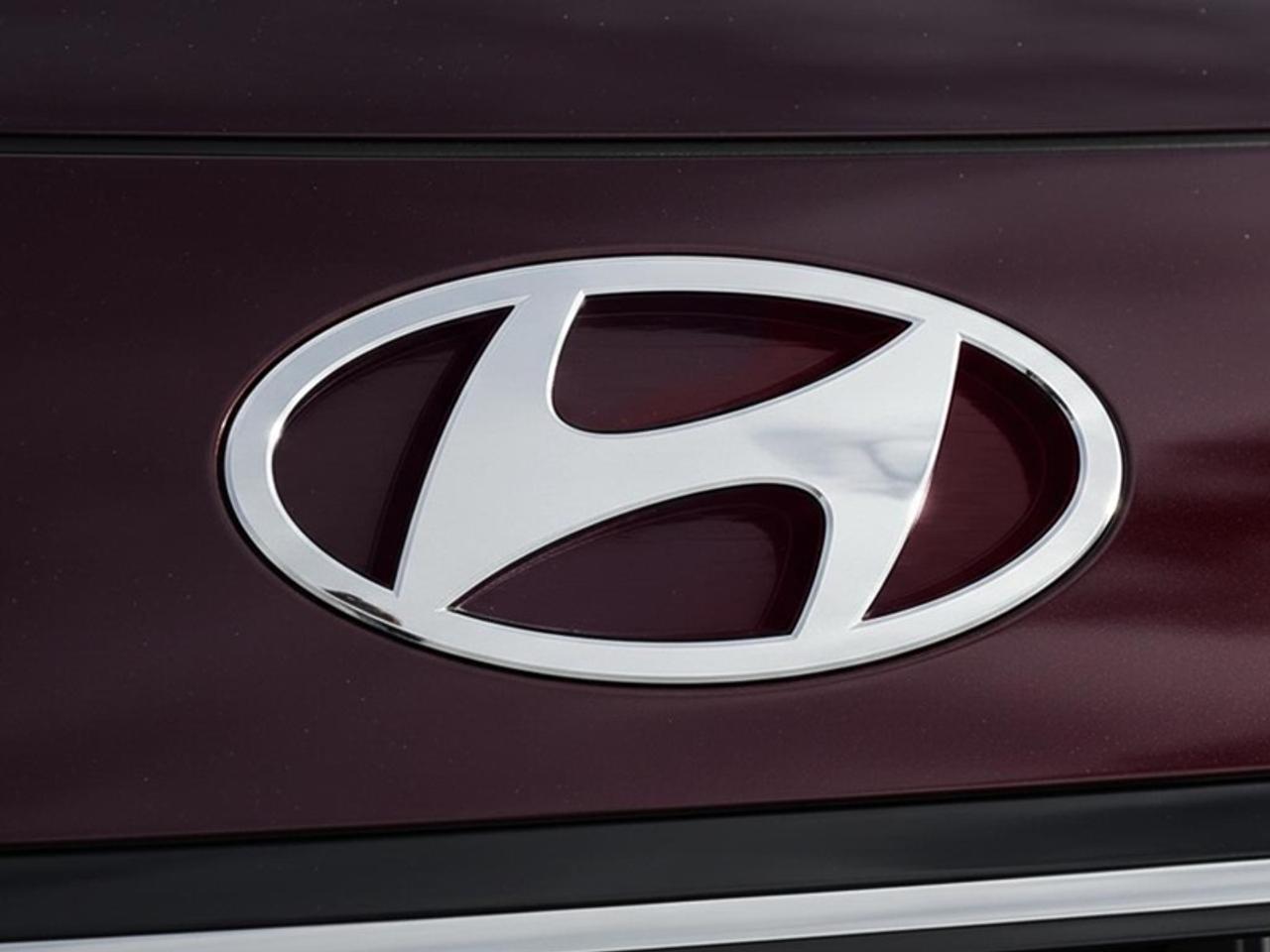 2026 Hyundai Palisade Hybrid Luxury 7-Passenger  - $206.90 /Wk Photo