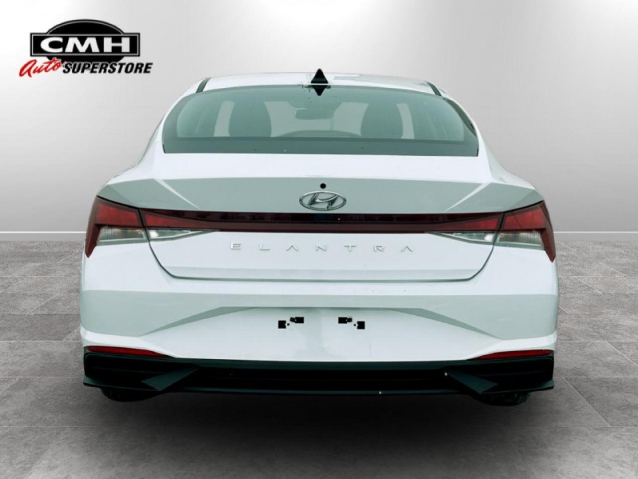 2021 Hyundai Elantra Essential Photo3