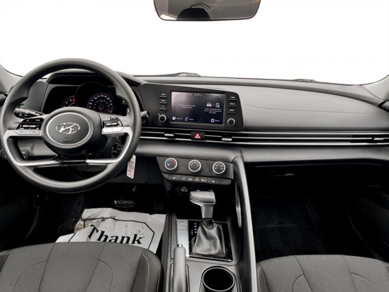 2021 Hyundai Elantra Essential Photo