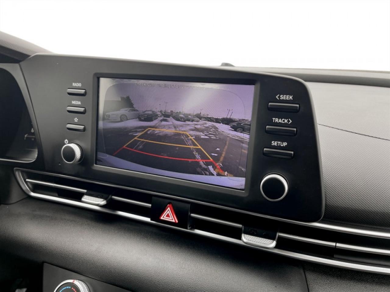 2021 Hyundai Elantra Essential Photo