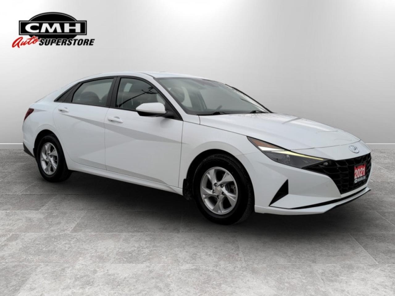 2021 Hyundai Elantra Essential  *VERY CLEAN - LOW KMS* Photo