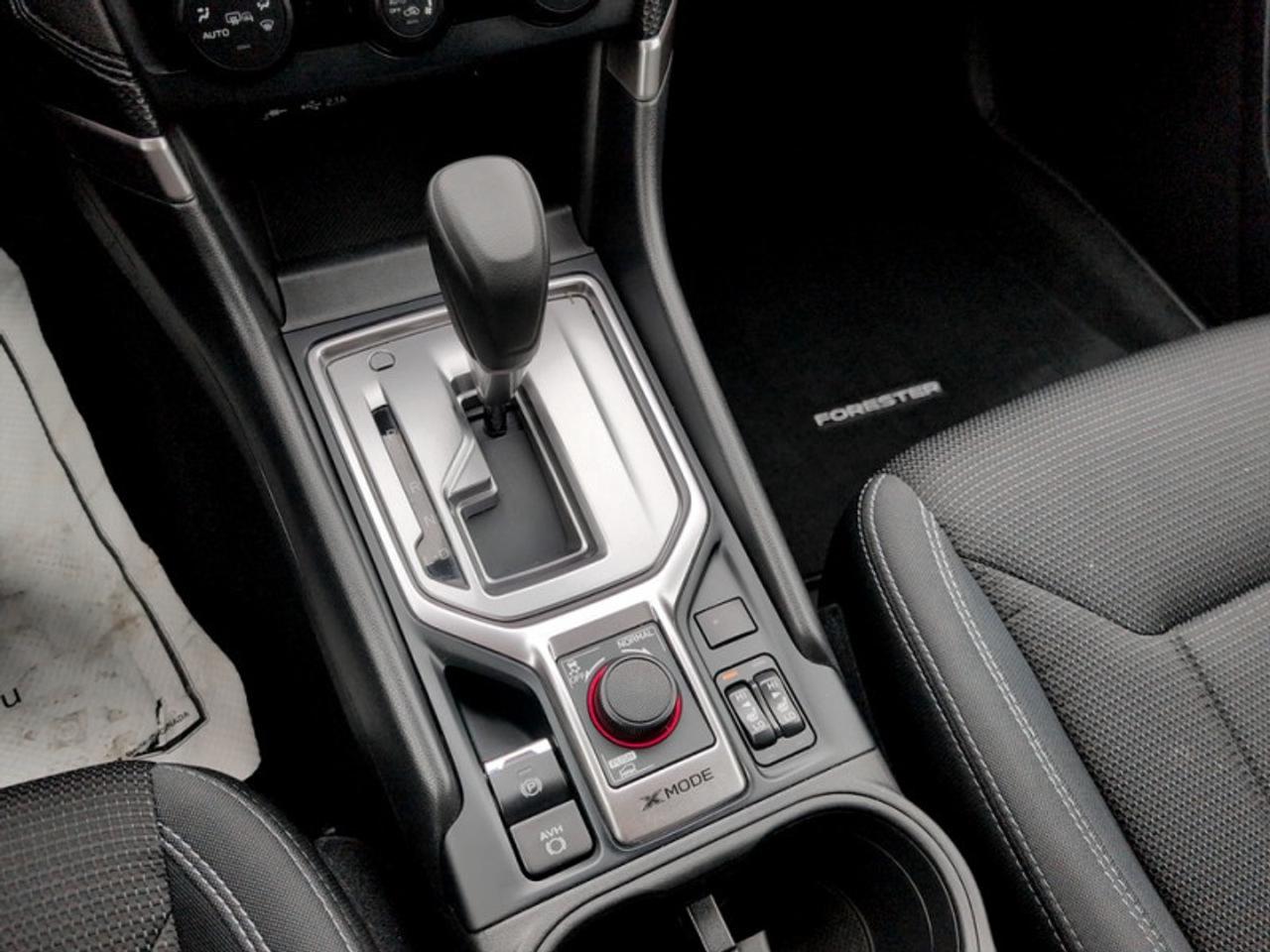 2020 Subaru Forester CVT  **NO ACCIDENTS - ONE OWNER** Photo