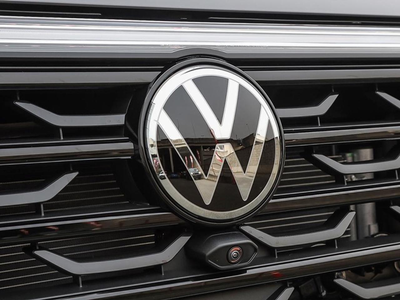 2026 Volkswagen Atlas EXECLINE Photo