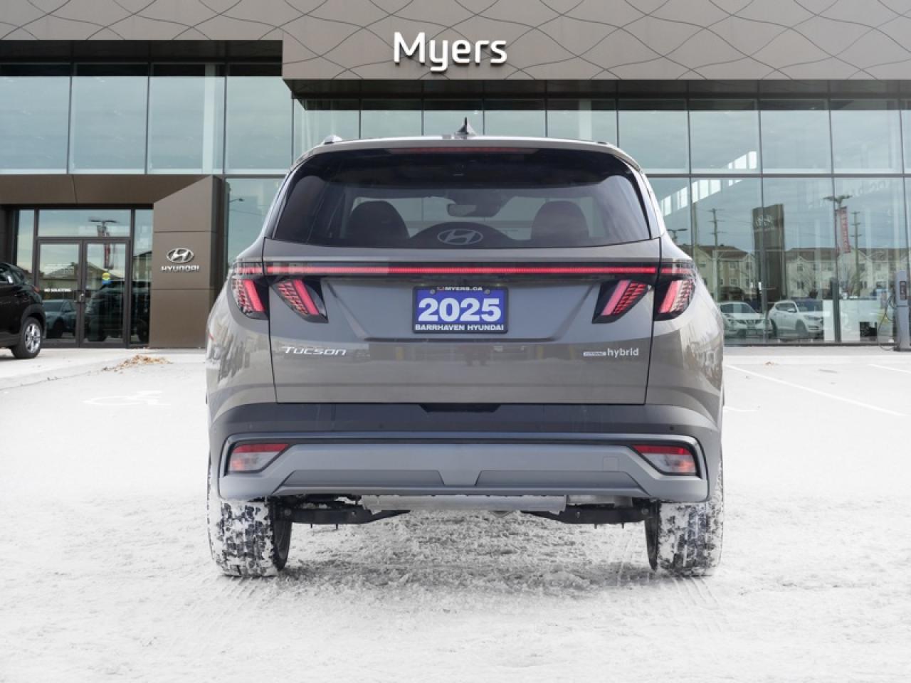 2025 Hyundai Tucson Hybrid Ultimate AWD  - Sunroof - $279 B/W Photo