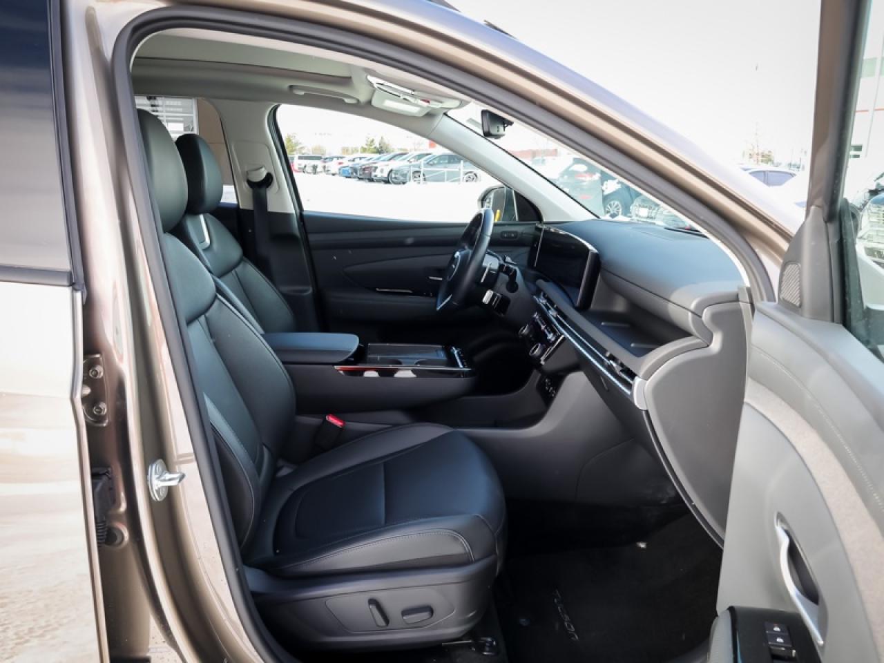 2025 Hyundai Tucson Hybrid Ultimate AWD  - Sunroof - $279 B/W Photo