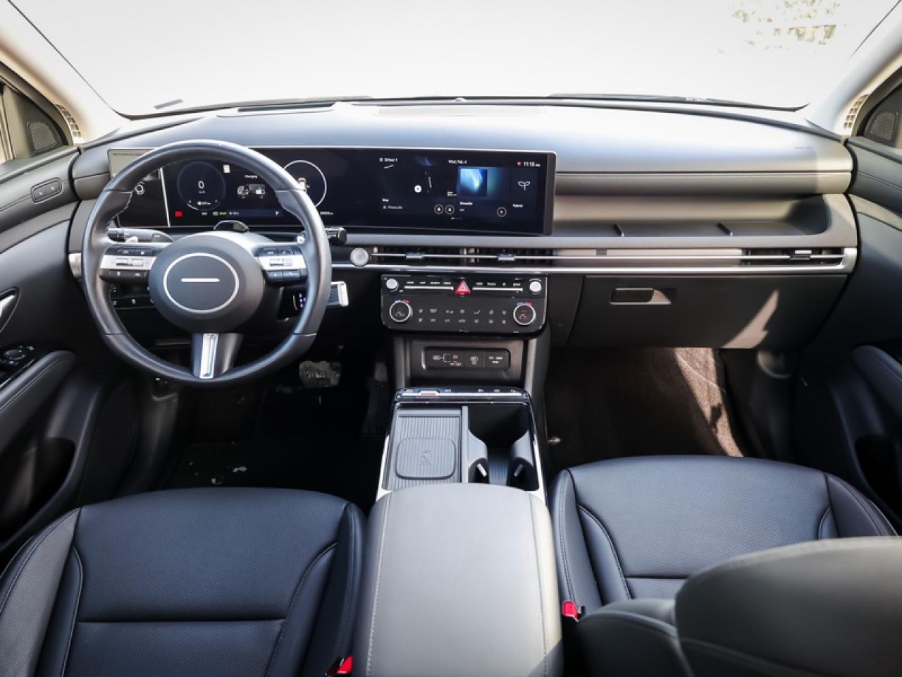 2025 Hyundai Tucson Hybrid Ultimate AWD  - Sunroof - $279 B/W Photo