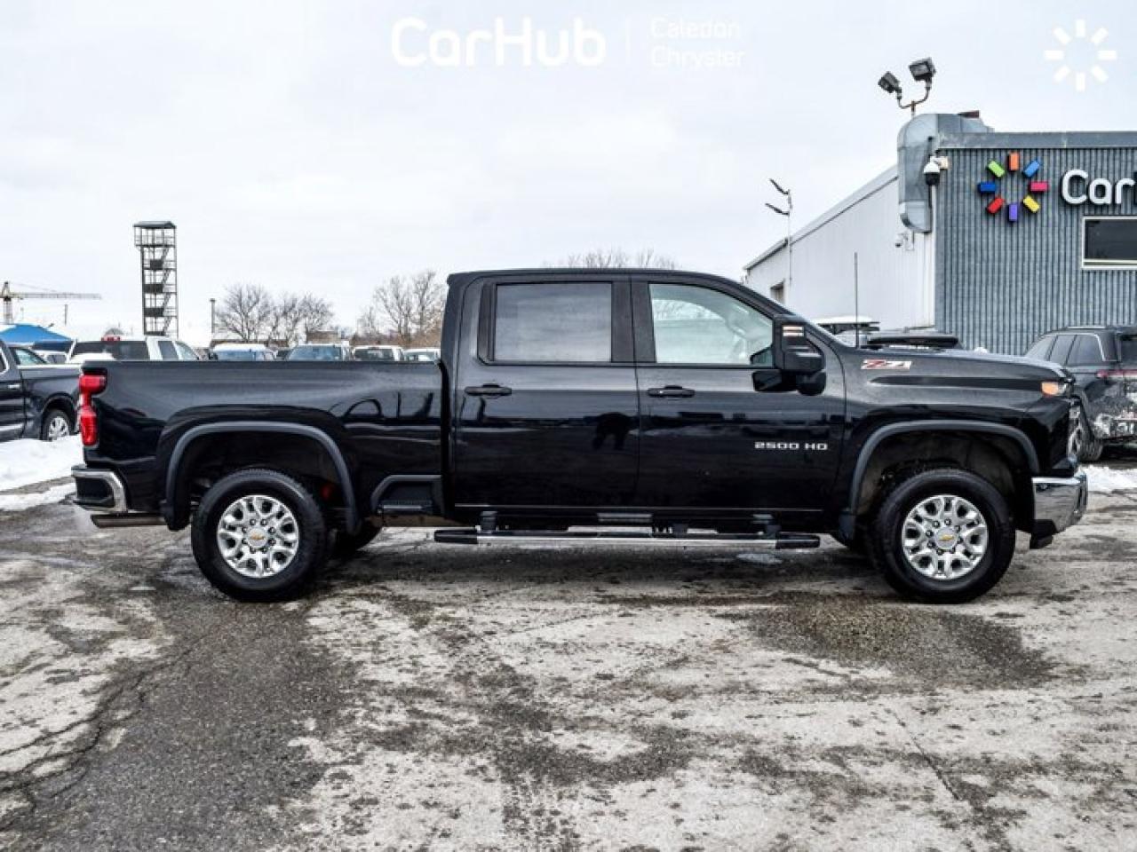 2024 Chevrolet Silverado 2500 HD LT4WD Crew Cab 159" 6.6L 5 passengers with captain chair Photo