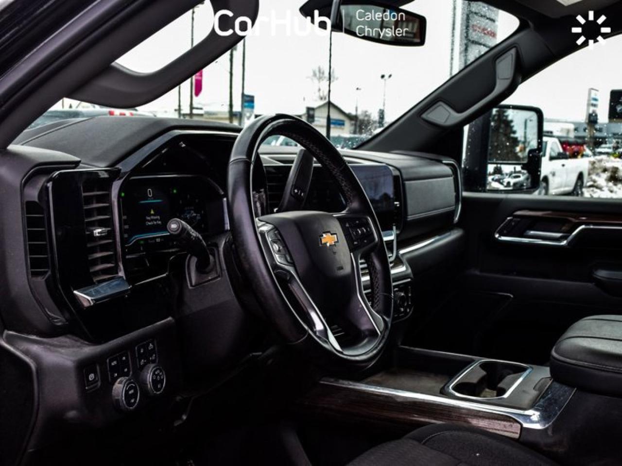 2024 Chevrolet Silverado 2500 HD LT4WD Crew Cab 159" 6.6L 5 passengers with captain chair Photo