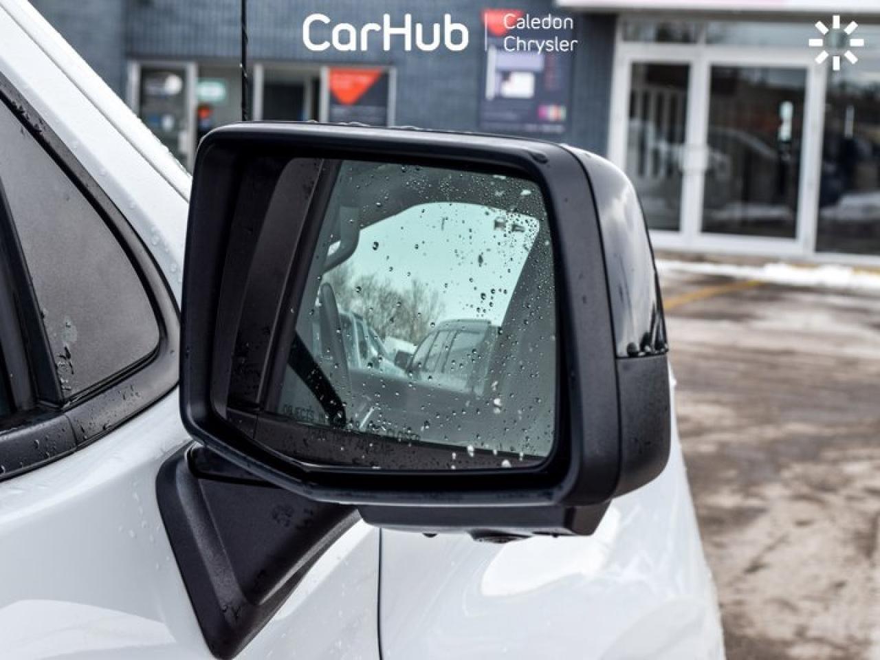 2024 Chevrolet Silverado 1500 4WD Crew Cab 147" LT Trail Boss 5.3L Leather 5 passengers with captain chair Photo