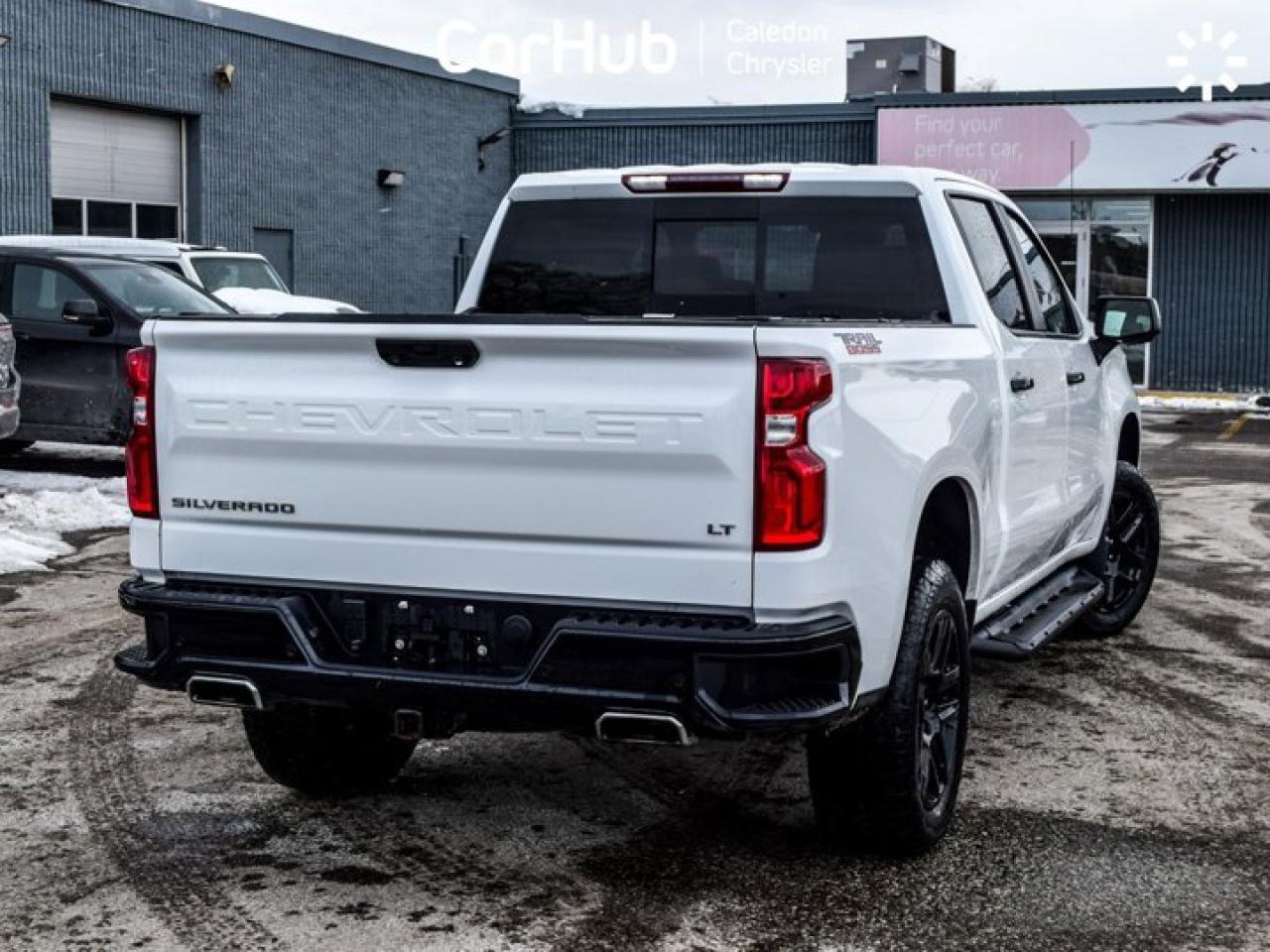 2024 Chevrolet Silverado 1500 4WD Crew Cab 147" LT Trail Boss 5.3L Leather 5 passengers with captain chair Photo