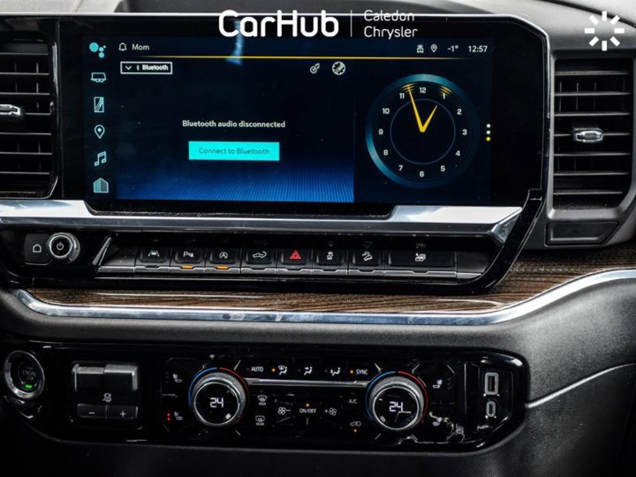 2024 Chevrolet Silverado 1500 4WD Crew Cab 147" LT Trail Boss 5.3L Leather 5 passengers with captain chair Photo