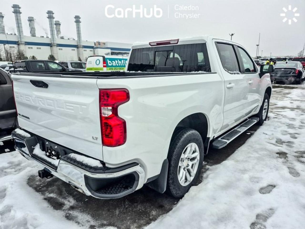 2023 Chevrolet Silverado 1500 LT 4WD Crew Cab 147" 5.3L 5 passengers with captain chair Photo